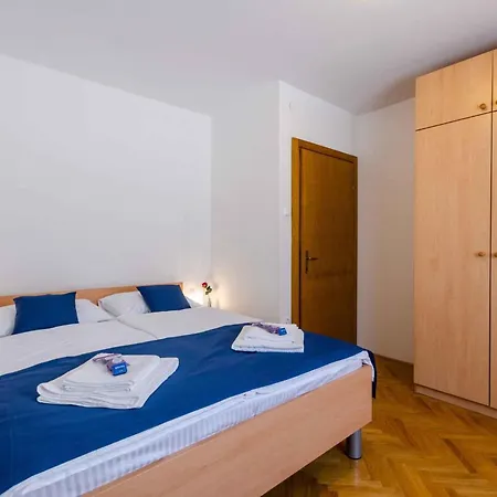 Lejlighed In 39506 *